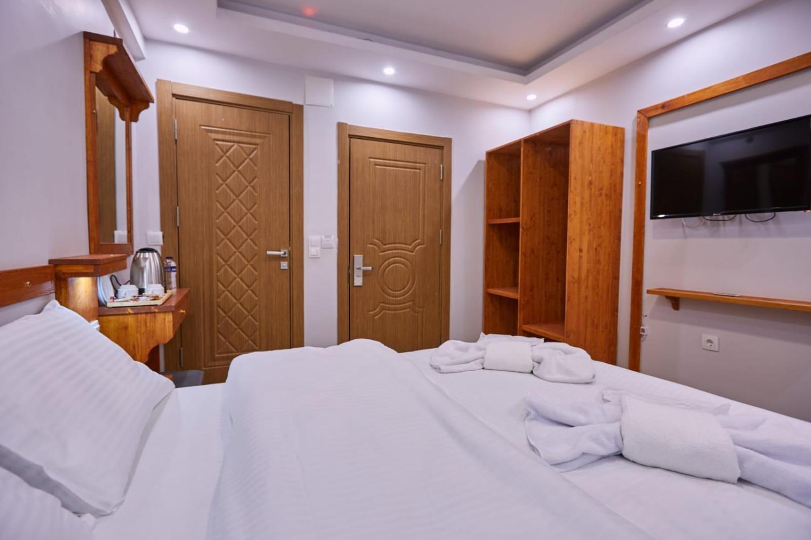 Laluna Hotel Near Grand Bazaar City Center Istanbul Bagian luar foto