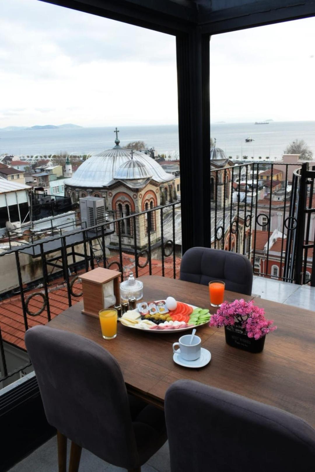 Laluna Hotel Near Grand Bazaar City Center Istanbul Bagian luar foto
